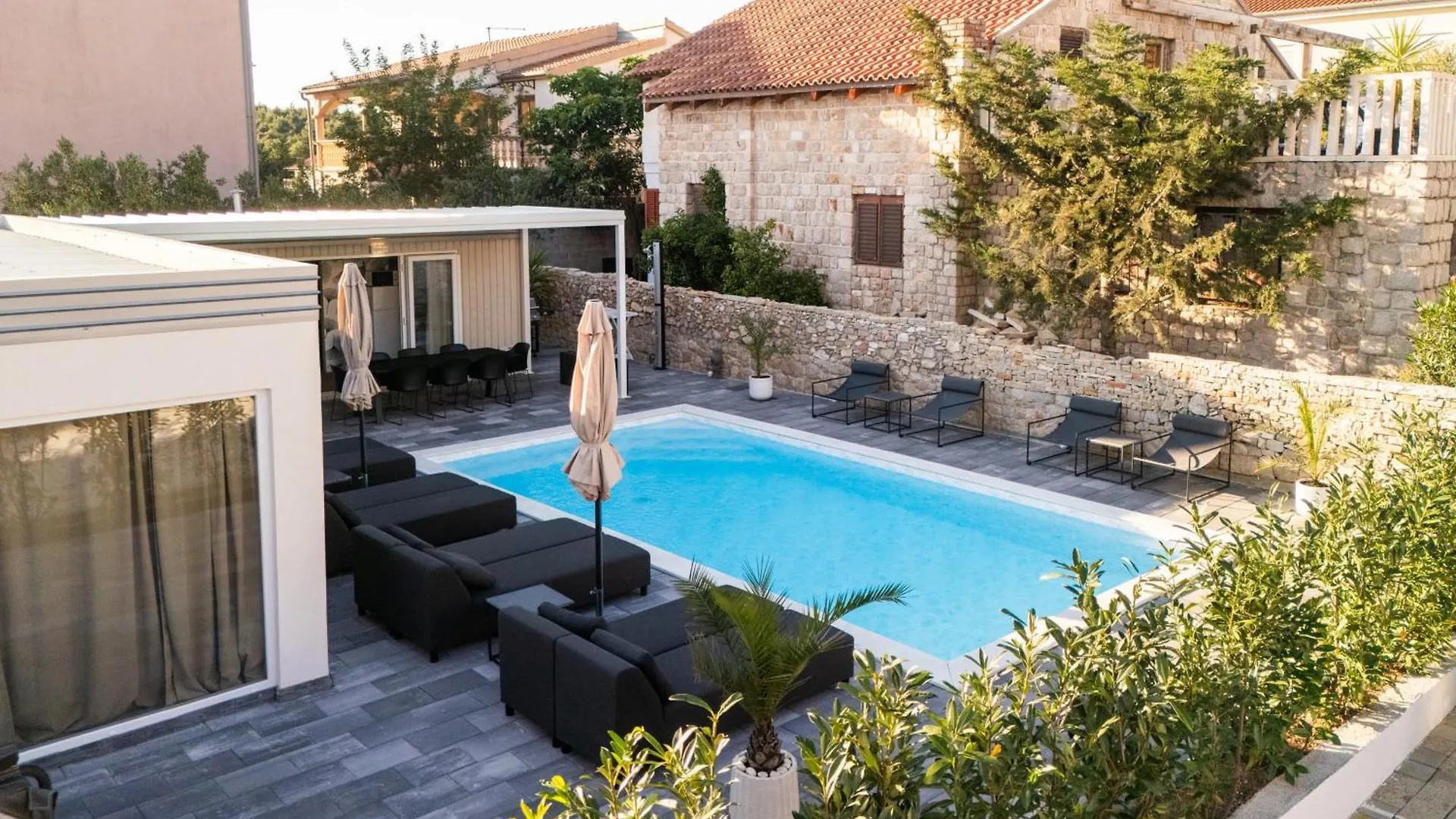 My Dalmatia - Villa Amarilis With Private Swimming Pool And Jacuzzi Pakoštane