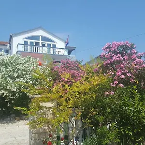 Apartment Oleander In
